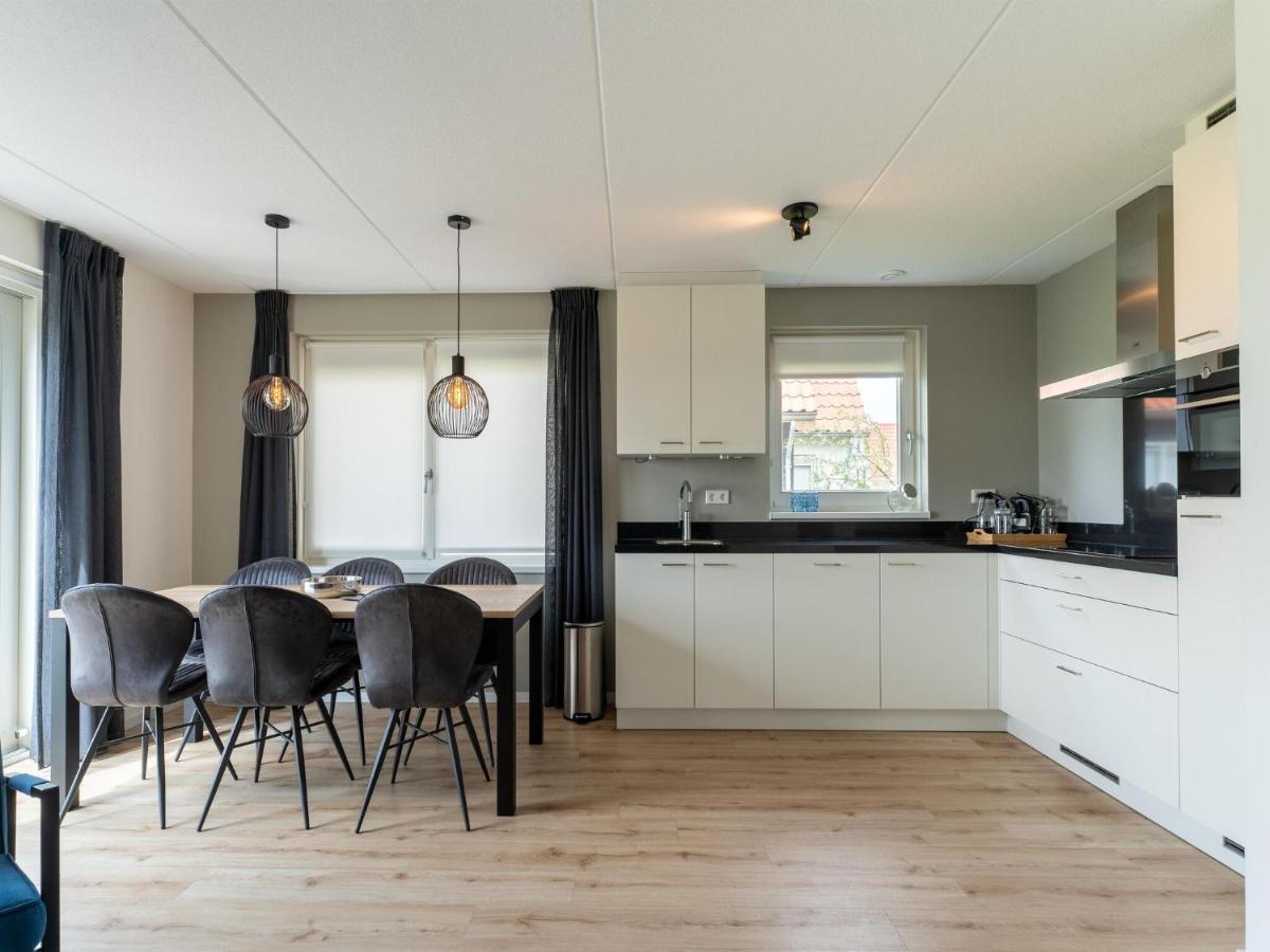 Vakantiehuis Pleasant In With Garden *